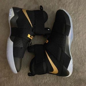 Lebron Soldier 10 Basketball Shoe 2016 NBA Finals Edition